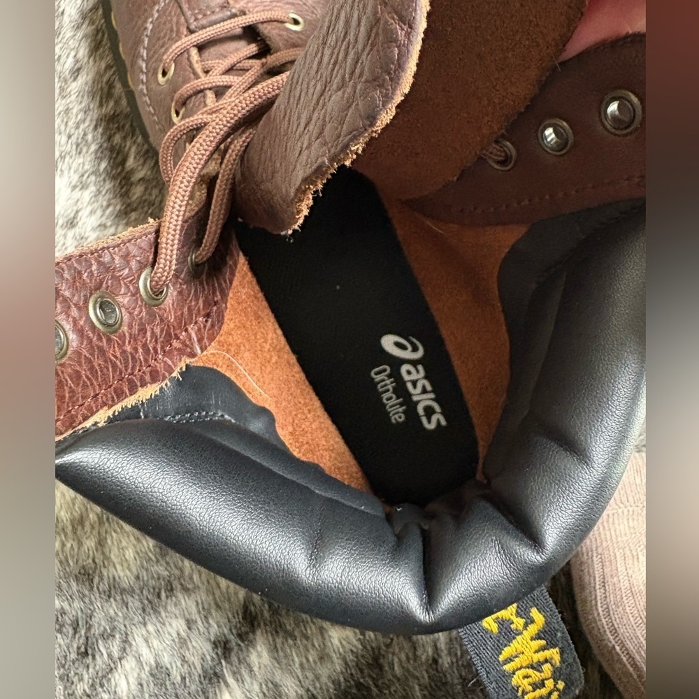 Dr Martens Santo Padded Collar Brown Leather Boot - Picture 7 of 9